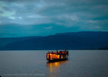 Floating House of Tangua